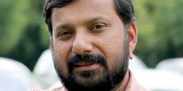 ഇത്രയും പ്രശ്നക്കാരനായ ഷാജൻ സ്കറിയയെ എന്തുകൊണ്ട് നിങ്ങൾ അറസ്റ്റ് ചെയ്യുന്നില്ല- കോടതി, പ്രതി ഒളിവിലെന്ന് പോലീസ്!! എന്നിട്ട് ദിവസംപ്രതി യൂട്യൂബിൽ വീഡിയോ പോസ്റ്റ് ചെയ്യുന്നുണ്ടല്ലോ?… ഷാജൻ സ്കറിയയെ അറസ്റ്റ് ചെയ്യാത്തതിൽ കൊച്ചി പോലീസിനെ നിർത്തിപ്പൊരിച്ച് കോടതി