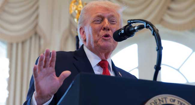 ബ്ലാക്മെയിലിങ് വിലപ്പോവില്ല… അമേരിക്കയ്ക്കെതിരെ ‘ട്രേഡ് ബസൂക്ക’ പ്രയോ​ഗിക്കാൻ നേരമായി- ഫ്രഞ്ച് പ്രസിഡന്റ്!! പദ്ധതി നടപ്പിലായാൽ അമേരിക്കയ്ക്ക് എട്ടിന്റെ പണി, യുറോപ്യൻ യൂണിയൻ വിപണിൽ അമേരിക്കൻ ഉത്പന്നങ്ങൾക്ക് ഔട്ട്/ നിയന്ത്രണം…തൊട്ടതിനും പിടിച്ചതിനും താരിഫ് ഭീഷണി മുഴക്കുന്ന ട്രംപിനെ ഒതുക്കാൻ യൂറോപ്യൻ രാജ്യങ്ങൾ, അടിയന്തര യോ​ഗം…