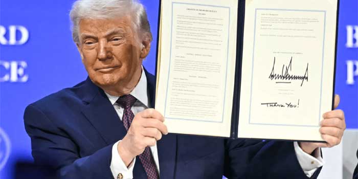 പുതിയ സംഘടന ട്രംപിന്റെ പുതിയ ഉടായിപ്പോ? ഗാസയിലെ സമാധാനത്തിനെന്ന പേരിൽ തുടങ്ങിയ ബോർഡ് ഓഫ് പീസിന്റെ ഔദ്യോഗിക ചാർട്ടറിൽ ഗാസയെക്കുറിച്ച് പരാമർശങ്ങളില്ല!! ക്ഷണം നിരസിച്ച ഫ്രാൻസിന് ട്രംപിന്റെ വക 200% താരിഫ് ഭീഷണി, വിട്ടുനിന്ന് ഇന്ത്യ, വിശ്വാസ്യത ചോദ്യം ചെയ്ത് അന്താരാഷ്ട്ര സമൂഹം