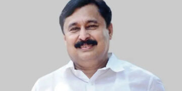 മുസ്‌ലിം വര്‍ഗീയ രാഷ്ട്രീയം എടുത്തുകാണിക്കുന്ന ഒരു പാര്‍ട്ടിയായി ലീഗ് മാറി, മതത്തിന്റെ പേരില്‍ വോട്ട് പിടിക്കുകയാണ് ലീഗ് ചെയ്യുന്നത്, അവര്‍ വര്‍ഗീയമായ ദ്രുവീകരണത്തിന് കിടഞ്ഞ്  പരിശ്രമിക്കുകയാണ്, സജി ചെറിയാനെ പിന്തുണച്ച് വി അബ്ദുറഹിമാൻ