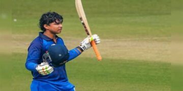 19 പന്തിൽ 50… 10 സിക്സ്, ഒരു ഫോർ, 24 പന്തിൽ 68 റൺസ്!! വൈഭവിന്റെ വെടിക്കെട്ടിൽ ദക്ഷിണാഫ്രിക്കയ്ക്കെതിരെ ഇന്ത്യൻ അണ്ടർ 19 ടീമിന് എട്ട് വിക്കറ്റ് ജയം, പരമ്പര തൂക്കി ഇന്ത്യൻ കൗമാരപ്പട