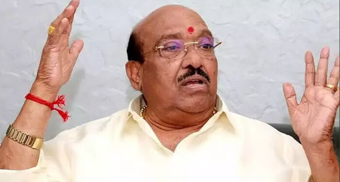 ഹിന്ദു ഐക്യം കാലഘട്ടത്തിന്റെ ആവശ്യം, ഇന്നല്ലെങ്കില് നാളെ ഒരുമിക്കേണ്ടവരാണ്, പ്രതിസന്ധി ഘട്ടത്തില് കൂടെ നിന്നത് സുകുമാരന് നായര്, ലീഗിനെതിരെ പറഞ്ഞതില് ഉറച്ചു നില്ക്കുന്നെന്ന് വെള്ളാപ്പള്ളി നടേശന്