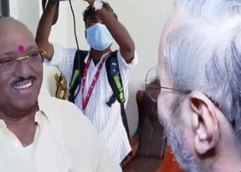 ബിജെപിയുമായും ബന്ധുത്വം, വെള്ളാപ്പള്ളിയുടെ വീട്ടിലെത്തി കൂടിക്കാഴ്ച നടത്തി ബിജെപി നേതാവ് പ്രകാശ് ജാവ്ദേക്കർ, അനു​ഗമിച്ച് സംസ്ഥാന നേതാക്കൾ