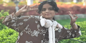 ടെറസിൽ നില്ക്കവെ  അബദ്ധത്തിൽ വൈദ്യുത ലൈനിൽ കൈ തട്ടി, 12 കാരിയ്ക്ക് ദാരുണാന്ത്യം