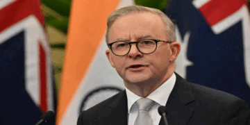 ഓസ്ട്രേലിയൻ പ്രധാനമന്ത്രി ആൻ്റണി ആൽബനീസിന് ബോംബ് ഭീഷണി; തിരഞ്ഞെടുക്കപ്പെട്ട പ്രതിനിധികളുടെ സുരക്ഷ സംബന്ധിച്ച് ആശങ്കകൾ വർദ്ധിക്കുന്നു