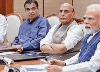 ഇനി മുതൽ  ‘കേരള’യെന്ന് വേണ്ട  ‘കേരളം’ തന്നെ ശരി; ഭരണഘടനയിൽ സംസ്ഥാനത്തിന്റെ പേര് ഭേദ​ഗതി ചെയ്യുന്നതിനുള്ള ബില്ലിന് കേന്ദ്രമന്ത്രി സഭാ അംഗീകാരം