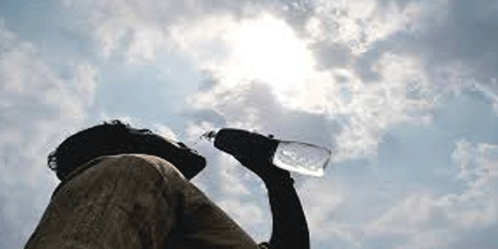 വേനൽ ചൂടിലുരുകി കേരളം;തൊഴിലാളികളുടെ ജോലി സമയം പുനഃക്രമീകരിച്ചു; ഉച്ചയ്ക്ക് 12 മുതല്‍ 3 വരെ വിശ്രമവേള