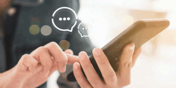 ബെർമുഡ ധരിച്ച് സ്റ്റേഷനിലെത്തിയ പോലീസുകാരന്റെ വീഡിയോ എടുത്ത് പ്രചരിപ്പിച്ചു; യുവതിക്കെതിരെ കേസ്; ഷെയർ ചെയ്തവർക്കും കമന്റിട്ടവർക്കും വഴിയേ വരുന്നുണ്ട്