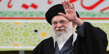 ‘ഇല്ല, ഖമേനിയ്ക്ക് ഒന്നും സംഭവിച്ചിട്ടില്ല’- അഭ്യൂഹങ്ങൾ തള്ളി ഇറാൻ; ഞങ്ങൾക്ക് ഒന്നോ രണ്ടോ കമാൻഡർമാരെ നഷ്ടപ്പെട്ടിരിക്കാം, ഇത് ഒരു വലിയ പ്രശ്നമല്ല; ആക്രമണകാരികളെ അർഹിക്കുന്ന പാഠം പഠിപ്പിക്കും’ വിദേശകാര്യ മന്ത്രി