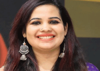 എഴുത്തുകാരൻ വി.ആർ. സുധീഷ് നൽകിയ മാനനഷ്ടക്കേസ്;  കോടതിയിൽ ഹാജരായി എം.എ. ഷഹനാസ്