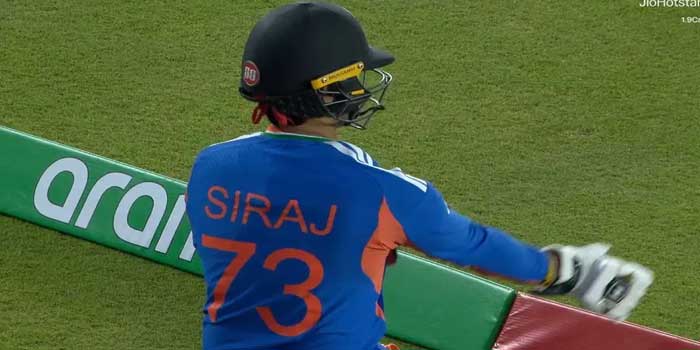 അഭിഷേകിനിതെന്തു പറ്റി, മൂന്നുതവണ ഗോൾഡൻ ഡക്ക്, കളത്തിലറങ്ങിയത് സിറാജിന്റെ 73-ാം നമ്പർ ജേഴ്സിയിൽ!! ഹോട്ടലിൽ വച്ചു മറന്നു പോയതെന്ന് കമെന്ററിക്കിടെ നാസർ ഹുസൈന്റെ വെളിപ്പെടുത്തൽ, ഡക്കേൽ പുറത്തായ നാണക്കേടിന്റെ റെക്കോർഡ് പങ്കിട്ട് സഞ്ജുവും അഭിഷേകും