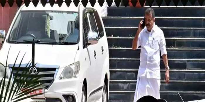 തന്റെ മറുപടിയിൽ അവ്യക്ത ഉണ്ടോയെന്നു പറയേണ്ടത് ഉദ്യോഗസ്ഥർ, പോറ്റിയുമായി ബന്ധപ്പെട്ട കാര്യങ്ങൾ ചോദിച്ചു, തനിക്ക് അറിയാവുന്ന കാര്യങ്ങൾ പറഞ്ഞിട്ടുണ്ട്, വിളിച്ചിപ്പിച്ചതിൽ അസ്വാഭാവികത തോന്നുന്നില്ല- യുഡിഎഫ് കൺവീനർ