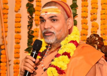 മതപരമായ ക്യാമ്പിലെത്തിച്ച്  പ്രായപൂര്‍ത്തിയാകാത്ത ആണ്‍കുട്ടികളെ ലൈംഗികമായി പീഡിപ്പിച്ചു, വാഹനത്തിനുള്ളില്‍ വച്ചും ക്രൂര പീഡനം, സ്വാമി അവിമുക്തേശ്വരാനന്ദ സരസ്വതിക്കും സഹായിക്കുമെതിരെ പോക്സോ കേസെടുക്കാന്‍ കോടതി ഉത്തരവ്