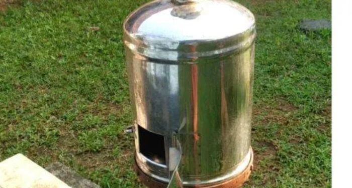 ഭഗവാനേ… എന്റെ കഷ്ടം നീക്കണം, അടുത്ത ഉത്സവത്തിനു മുൻപ് അമ്മായിയമ്മ ചത്തുപോകണേ… കാണിക്കവഞ്ചി തുറന്നപ്പോള്‍ കാണിക്കയ്ക്കൊപ്പം പ്രാര്‍ത്ഥനാ കുറിപ്പ്, ആവശ്യം വായിച്ച് ഞെട്ടി ക്ഷേത്രം അധികൃതര്‍