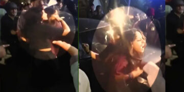 മദ്യ ലഹരിയില്‍ ബൈക്കോടിച്ച് കാറിലിടിച്ചു, ചോദ്യം ചെയ്ത കാര്‍ ഡ്രൈവറെ ഹെല്‍മറ്റ്കൊണ്ടടിച്ച് യുവതികള്‍, കൈകളില്‍ കെട്ടിയ ചങ്ങലകൊണ്ട് മുഖത്തടിച്ചു, തടയാനെത്തിയ നാട്ടുകാര്‍ക്കും മര്‍ദനം, കൂടാതെ അശ്ലീല വര്‍ഷവും മോശം ആംഗ്യങ്ങളും