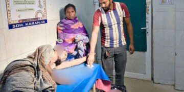 ഇല ശേഖരിക്കാന്‍ വനത്തില്‍ പോയ ദമ്പതികളെ വളഞ്ഞ് കരടിക്കൂട്ടം, ഭര്‍ത്താവിനെ കടിച്ചു കീറി, കോടാലികൊണ്ട് കരടിയെ വെട്ടിയിട്ട് ഭാര്യ