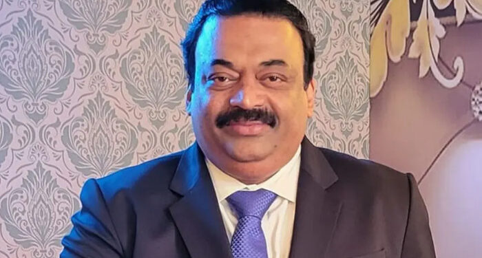 ഇഡി പരിശോധനയില് ജാഗ്രതക്കുറവുണ്ടായി, റെയ്ഡില് പാലിക്കേണ്ട മര്യാദകള് പോലും ഉദ്യോഗസ്ഥര് മറന്നു, സി ജെ റോയിയുടെ മരണം തീരാ കളങ്കം, സംഭവത്തില് ജുഡീഷ്യല് അന്വേഷണം വേണം, നിര്മ്മലാ സീതാരാമന് കത്തയച്ച് മുഖ്യമന്ത്രി