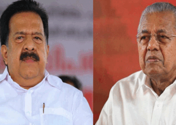 ഒരു  കോടിയിലേറെ പേരുടെ വ്യക്തി​ഗത ഡാറ്റയാണ് മുഖ്യമന്ത്രിയുടെ ഓഫീസ്  സ്വകാര്യ കമ്പനിയ്ക്ക് ചോർത്തി നല്കിയത്; സ്ത്രീ സുരക്ഷാ പദ്ധതിയിൽ പേരു നല്കിയവരുടെ വിവരങ്ങളും കൈമാറി; കത്തുകൾ പുറത്തുവിട്ട്   രമേശ് ചെന്നിത്തല