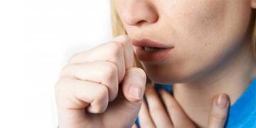 സംസ്ഥാനം പനിയുടെ പിടിയിൽ, പ്രതിദിനം ചികിത്സ തേടിയെത്തുന്നത് 6500 ഓളം പേർ!! ഈ വർഷം റിപ്പോർട്ട് ചെയ്യപ്പെട്ടത് 2.66 ലക്ഷം പനി കേസുകൾ, പലർക്കും ആഴ്ചകളോളം നീണ്ടുനിൽക്കുന്ന വരണ്ട ചുമ, ഉടൻ ചികിത്സിച്ചെല്ലെങ്കിൽ കാത്തിരിക്കുന്നത് ന്യുമോണിയ മുതൽ ബ്രോങ്കൈൽ ആസ്മയ്ക്കു വരെ- ആരോ​ഗ്യ വിദ​ഗ്ദർ