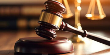 വഞ്ചനയ്ക്ക് ലഭിക്കുന്ന പാരിതോഷികമാണോ ജീവനാംശം? വിവാഹേതരബന്ധം സമ്മതിച്ച ഭാര്യയ്ക്ക് താൻ എന്തിന് ജീവനാംശം നൽകണം?? കോടതിയില്‍ ചോദ്യവുമായി യുവാവ്, ഇത് ലീഗൽ ടെററിസമെന്ന് സോഷ്യല്‍ മീഡിയ