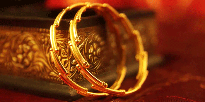 പ്രവാസികൾക്ക് സന്തോഷകരമായൊരു പ്രഖ്യപനവുമായി കേന്ദ്രസർക്കാർ;  കസ്റ്റംസ് തീരുവയുമായി  ബന്ധപ്പെട്ട ചട്ടങ്ങളിൽ വൻ ഇളവുകൾ; ഇനി മുതൽ സ്വർണത്തിന്റെ മൂല്യമല്ല, തൂക്കമാണ് കണക്കാക്കുക