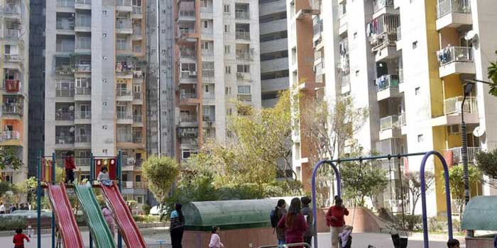 ഗാസിയാബാദ് ട്രിപ്പിൾ ആത്മഹത്യ, അച്ഛൻ ഫോൺ വിറ്റതോടെ ഗെയിം കളിക്കാനും കൊറിയൻ സുഹൃത്തുകളുമായി സംസാരിക്കാനും കഴിയാതെ കുട്ടികൾ കടുത്ത ഡിപ്രഷനിലായി, മരിക്കുന്ന അന്ന് അമ്മയുടെ ഫോണിൽ കൊറിയൻ ആപ്പ് ഇൻസ്റ്റാൾ ചെയ്യാൻ നോക്കിയെങ്കിലും പരാജയപ്പെട്ടു, പിതാവിന്റെ ലിവ് ഇൻ പങ്കാളിമരിച്ചതും സമാന രീതിയിൽ, മരിച്ച മൂന്നു കുട്ടികളുടേയും അമ്മമാർ മൂന്നുപേർ