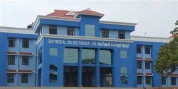 6 വർഷം മുൻപ് ശസ്ത്രക്രിയക്കിടെ വയറ്റിൽ കത്രിക കുടുങ്ങി, ഒരു വർഷം മുൻപ് ഇരയും മരിച്ചു, തെളിവെടുപ്പിന് ഹാജരാകാൻ മരിച്ചയാൾക്ക് ആരോ​ഗ്യ വകുപ്പിന്റെ നോട്ടിസ്, പിന്നാലെ സിറ്റിങ് മാറ്റിവച്ചെന്ന അറിയിപ്പും