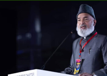 ഇന്ത്യന് മുസ്ലിങ്ങള് അനുഭവിക്കുന്നത് കൊടിയ യാതന, രാജ്യത്ത് മുസ്ലിങ്ങള് സുരക്ഷിതരാണെന്ന കാന്തപുരത്തിന്റെ വാദം തെറ്റ്, പ്രധാനമന്ത്രിയെ കാണാനും മറ്റും ആവശ്യങ്ങള്ക്കുമായി അങ്ങനെ പറയരുത്, അസമില് മുഖ്യമന്ത്രി തന്നെ മുസ്ലിങ്ങളെ പുറത്താക്കാന് കിണഞ്ഞ് പരിശ്രമിക്കുകയാണ്- ഹുസൈൻ മടവൂർ