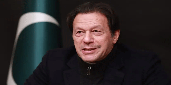 ഇമ്രാൻ ഖാന്റെ ആരോഗ്യനില അപകടത്തിൽ ,കാഴ്ചശക്തി 85 ശതമാനവും നഷ്ടപ്പെട്ടു;ദുരുദ്ദേശ്യപരവും മനുഷ്യത്വമില്ലാത്തതും നിയമവിരുദ്ധവുമായ ചികിത്സയാണ്  പാക് ഭരണകൂടം നൽകുന്നത്; അദ്ദേഹത്തിന്റെ ജീവന് അടിയന്തര നടപടി അനിവാര്യം –  കോടതി നിയോഗിച്ച അഭിഭാഷകന്റെ റിപ്പോർട്ട്