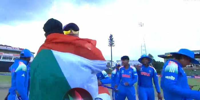 ആറാം ലോക കിരീടം ചൂടി ഇന്ത്യൻ കൗമാരപ്പട, ഇം​ഗ്ലണ്ടിന്റെ കിരീടമോഹം തകർത്തത് 100 റൺസിന്