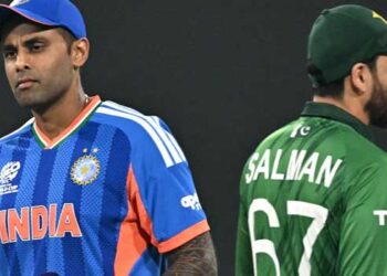 അങ്ങനെ ആ​ഗയുടെ ആ ആ​ഗ്രഹം അങ്ങ് നിറവേറി!! അഭിഷേക് ആ​ഗയുടെ ബോളിൽ തന്നെ പുറത്ത്​!! റൺസെന്നുമെടുക്കാതെ പുറത്താകുന്നത് ഇത് രണ്ടാം തവണ, അർധശതകവുമായി ഇഷാനും പുറത്ത് 125-3