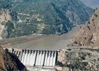 ജലസംഭരണ ശേഷി ഒരു മാസത്തോളം മാത്രം, ടർബേല, മംഗ്ല ഡാമുകൾ ‘ഡെഡ് സ്റ്റോറേജിലേക്ക്… പാക്കിസ്ഥാൻ പ്രതിസന്ധിയിൽ!! എടുത്ത തീരുമാനത്തിൽ നിന്ന് നെല്ലിട അങ്ങോട്ടോ, ഇങ്ങോട്ടോ മാറില്ല…ഒരു രേഖ പോലും ഹാജരാക്കാനോ വാദങ്ങളിൽ പങ്കെടുക്കാനോ തയ്യാറല്ല!! സിന്ധു നദീജല കരാറിൽ നിലപാടിൽ ഉറച്ച് ഇന്ത്യ, ആർബിട്രേഷൻ കോടതി ഉത്തരവ് പാടെ തള്ളി