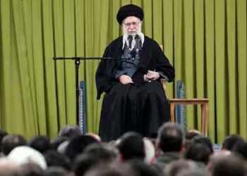 37 വർഷത്തിനിടെ ഇത് ആദ്യം….വ്യോമസേനാ യോഗം ഒഴിവാക്കി ഖാമേനി, ഇറാൻ പരമോന്നത നേതാവിന്റെ പുതിയ നീക്കം അമേരിക്കയുമായുള്ള സംഘർഷം ശക്തമാകുന്നതിനിടെ… ലക്ഷ്യം പ്രതീകാത്മക ശക്തി പ്രദർശനങ്ങൾക്ക് പകരം തന്ത്രപരമായ നിയന്ത്രണം?…