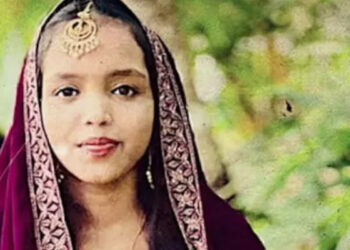 എടുത്തിട്ടില്ലെന്ന് സത്യം ചെയ്തു പറഞ്ഞിട്ടും വിശ്വസിച്ചില്ല, സുഹൃത്തും കുടുംബവും വീട്ടില്‍ വന്ന് ഭീഷണിപ്പെടുത്തി,  ഭർത്താവിന്റെ കുടുംബവും കള്ളിയാക്കി, മോഷണക്കുറ്റം ആരോപിച്ചതില്‍ മനംനൊന്ത് യുവതി ജീവനൊടുക്കി, അമ്മയെ കാണാതെ കരഞ്ഞ് തളര്‍ന്ന് കുഞ്ഞുങ്ങള്‍