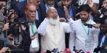 ജമായത്തെ ഇസ്ലാമി, ശരീഅത്ത് നിയമങ്ങൾക്ക് വേണ്ടി ശക്തമായി വാദിക്കുന്ന തീവ്രവിഭാഗം…1971-ലെ ബംഗ്ലാദേശ് വിമേചന സ്വാതന്ത്ര്യ സമരത്തിൽ പാക്കിസ്ഥാനൊപ്പം നിന്നതിന്റെ പേരിൽ വിവാദമായ പാർട്ടി, ഹസീനയുടെ കാലത്ത് നിരോധനം… വിലക്കപ്പെട്ടവരിൽ നിന്ന് പാർലമെന്റിലേക്ക് എത്തപ്പെടുമ്പോൾ രാജ്യത്തെ ഹിന്ദുക്കളെ കാത്തിരിക്കുന്നതെന്ത്?