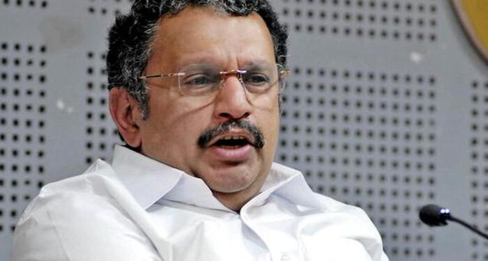 ശബരിമലയിൽ ഇനി വിഗ്രഹം മാത്രമേ ബാക്കിയുള്ളു… സ്വര്ണം അല്ലാത്തത്കൊണ്ട് അത് ബാക്കിയായി, അയ്യപ്പ സംഗമത്തോടെ ദേവസ്വം ബോർഡിന്റെ കാശും കൊണ്ടു പോയി, വീരപ്പൻ ഇവരെ കണ്ടാൽ സാഷ്ടാംഗം നമസ്കരിക്കും, സർക്കാരിനെതിരേ രൂക്ഷ വിമർശനവുമായി കെ മുരളീധരൻ