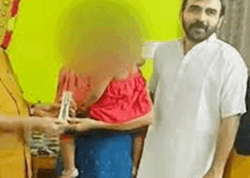 ‘ഒരു കുട്ടിക്ക് മൊമന്റോ കൊടുക്കുന്ന ചിത്രമാണ് വന്നിട്ടുളളത്, ആ മോളെ കണ്ട് ചോദിക്കുക എവിടെ വെച്ചാണ് ഞാൻ ആ മൊമന്റോ നൽകിയതെന്ന്; അല്ലാതെ അതെവിടെപ്പോയപ്പോഴുള്ളതാണെന്ന് എനിക്ക് ഓർമ്മയില്ല’-  കടകംപള്ളി സുരേന്ദ്രൻ