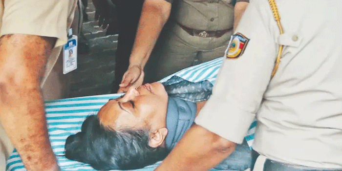 വീണാ ജോർജ് ഇന്നും ആശുപത്രിയിൽ തുടരും; കൈകൾക്ക് വേദന; എംആർഐയിൽ കാര്യമായ പ്രശ്നങ്ങളൊന്നും ഇല്ല