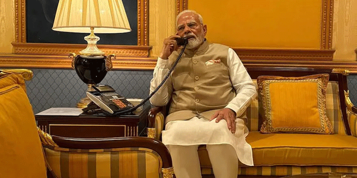 ട്രംപും മോദിയും ഫോണിൽ സംസാരിച്ചതായി ഇന്ത്യയിലെ യുഎസ് അംബാസഡർ;  സംസാര വിഷയം പുറത്തുവിട്ടിട്ടില്ല; ‘കൂടുതൽ വിവരങ്ങൾക്കായി തുടരുക’യെന്ന് കുറിപ്പ്