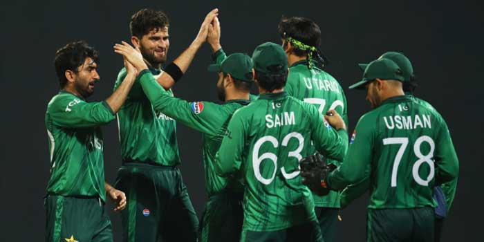 ഇന്ത്യയെ തോൽപിക്കാൻ കച്ചകെട്ടിയിറങ്ങിയ പ്രവചന സിംഹം മുഹമദ് അമീർ വഴിമുടക്കിയായ ലങ്കയെ കണ്ടില്ലേ? സെമി കാണാതെ പാക്കിസ്ഥാൻ ലോകകപ്പിൽ നിന്ന് പുറത്ത്, 65 റൺസ് വിജയലക്ഷ്യം മുന്നിൽക്കണ്ട് ഇറങ്ങിയ പാക് ടീം ജയിച്ചത് വെറും 5 റൺസിന്, ന്യൂസിലൻഡ് സെമിയിൽ