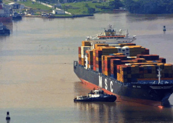 ചൈനയും അമേരിക്കയും പനാമയും തമ്മിലുണ്ടായ ത്രികോണ പോരാട്ടത്തിൽ വഴിത്തിരിവ്;പനാമ കനാൽ തുറമുഖങ്ങളുടെ നിയന്ത്രണം  സർക്കാർ പിടിച്ചെടുത്തു