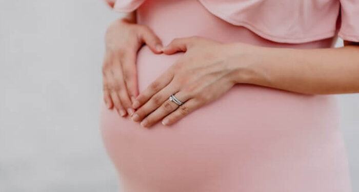 കഠിനമായ വേദനയും ബ്ലീഡിങ്ങും, നോക്കാമെന്ന് പറഞ്ഞ് കയ്യൊഴിഞ്ഞ് ഡോക്ടര്മാര്, ചികിത്സ ലഭിക്കാതെ പൂര്ണ ഗര്ഭിണിക്ക് ദാരുണാന്ത്യം, പട്ടാമ്പി താലൂക്ക് ആശുപത്രിക്കെതിരെ ഗുരുതര ആരോേപണവുമായി കുടുംബം