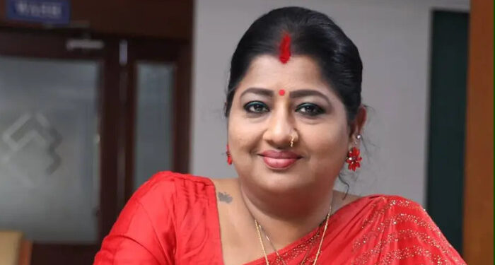 എല്ലാ മാസവും രേണുസുധിക്ക് ചെലവിന് കൊടുക്കാന്‍ നിങ്ങള്‍ക്ക് സാധിക്കുമോ??  അത് വാങ്ങി അവര്‍ വീട്ടിൽ ഇരിക്കട്ടേ,  ഭര്‍ത്താവ് മരിച്ചു എന്ന് കരുതി എപ്പോഴും കരഞ്ഞുകൊണ്ടിരിക്കാന്‍ പറ്റുമോ?  അവരും എല്ലാ വികാരവും വിചാരവും ഉള്ള ഒരു പെണ്‍കുട്ടിയാണ്- പ്രിയങ്ക അനൂപ്