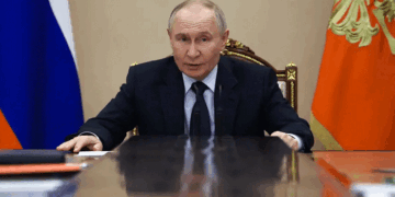 പാക്കിസ്ഥാന് ഐക്യദാർഢ്യവുമായി റഷ്യ; ഇസ്ലാമാബാദിലുണ്ടായ ചാവേറാക്രമണം അപലപനീയമെന്ന് പുടിൻ; റഷ്യ-പാക് പുതു കൂട്ടുകെട്ട്  രൂപപ്പെടുകയാണോ?