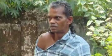 കാടിനു തീയിട്ടെന്നാരോപിച്ച് ആദിവാസി യുവാവിനെ പത്തോളം വനം വകുപ്പ് ഉദ്യോഗസ്ഥർ കാട്ടിലേക്ക് കൂട്ടിക്കൊണ്ടുപോയി കെട്ടിയിട്ട് മർദിച്ചതായി പരാതി!! മർദനം പണിക്കിടെ കൂട്ടിക്കൊണ്ടുപോയി… പണിയില്ലാത്തപ്പോൾ തേനെടുക്കാനല്ലാതെ കാട്ടിൽ പോകാറില്ല, ജില്ലാ പോലീസ് മേധാവിക്ക് ഉൾപ്പെടെ പരാതി നൽകിയിട്ടും നടപടിയില്ല- മർദനമേറ്റ രാധ