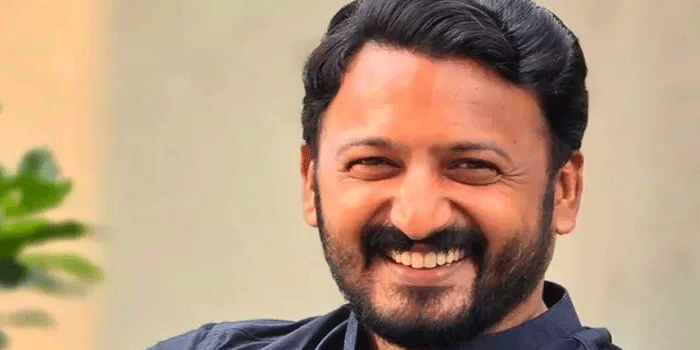 ജാമ്യ വ്യവസ്ഥ ലംഘിച്ച് പരാതിക്കാരിയെ രഹസ്യമൊഴി നല്കിയതിന്റെ പിറ്റേന്ന് വാട്സാപ്പിൽ വിളിക്കാൻ ശ്രമിച്ചു, രാഹുൽ മാങ്കൂട്ടത്തിലിനോട് നേരിട്ട് ഹാജരാകണമെന്ന് കോടതി