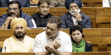 ഇന്ത്യ-യുഎസ് കരാറിനെതിരേ ആഞ്ഞടിച്ച് രാഹുൽ-‘നിങ്ങൾ ഇന്ത്യയെ വിറ്റു;എന്തുകൊണ്ട് ഇന്ത്യ-യുഎസ് വ്യാപാരക്കരാർ ഉണ്ടാക്കി ഇന്ത്യയുടെ കാർഷിക രംഗം പൂർണമായി തുറന്നുകൊടുക്കുന്നത്? ഇന്ത്യയുടെ ഊർജ്ജ സുരക്ഷ പ്രതിസന്ധിയിലാക്കുന്ന തരത്തിലുള്ള കരാറിന് പ്രധാനമന്ത്രി വഴങ്ങിയത് എന്തുകൊണ്ടാണ്? എപ്സ്റ്റീൻ ഫയലുകളാണ് ഈ കരാറിന് പിന്നിൽ’