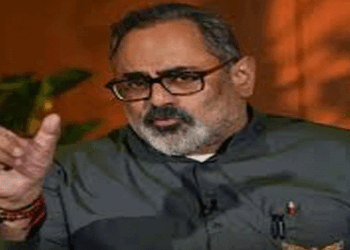 ‘ കേന്ദ്ര ബജറ്റില്‍ കേരളത്തിന് ഒന്നും കിട്ടുന്നില്ല, കിട്ടുന്നില്ല എന്നല്ല പറയേണ്ടത്, കേന്ദ്രം നല്കിയ പദ്ധതികൾ എത്രയെണ്ണം സംസ്ഥാനം നടപ്പാക്കി?  ഇവിടെ എന്തെങ്കിലും നടക്കണമെങ്കിൽ സംസ്ഥാനത്ത് എൻഡിഎ സർക്കാർ വരണം‘- രാജീവ്‌ ചന്ദ്രശേഖർ