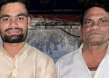 ഇന്ത്യന്‍ ക്രിക്കറ്റ് താരം റിങ്കു സിംഗിന്റെ പിതാവ് അന്തരിച്ചു, മരണം അച്ഛനെ സന്ദർശിച്ച് റിങ്കു ഇന്ത്യൻ ക്യാമ്പിനെത്തിയതിനു പിന്നാലെ, താരം നാട്ടിലേക്കു തിരിച്ചു