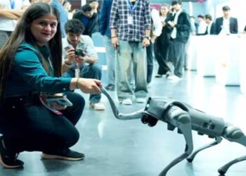 അന്താരാഷ്ട്ര നേതാക്കളുടെ കൺമുന്നിൽ അപമാനിതനായി മോദി!! എഐ സമ്മേളനത്തിൽ രാജ്യത്തെ തന്നെ നാണക്കേടിലേക്കു വിട്ട ഗോൽ​ഗോതിയാസ് യൂണിവേഴ്സിറ്റിയെ പുറത്താക്കിയാൽ മാത്രം മതിയോ?